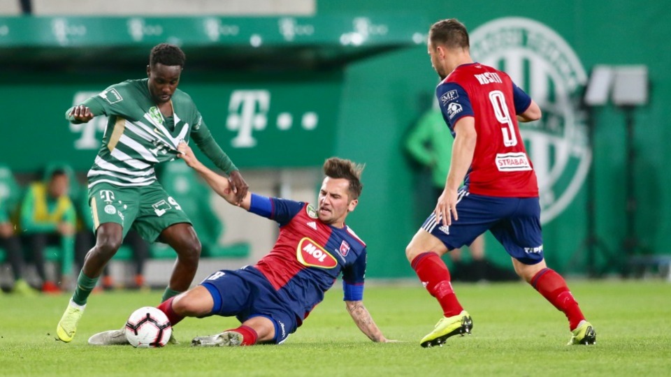 OTP Bank Liga: Ferencváros close in on title