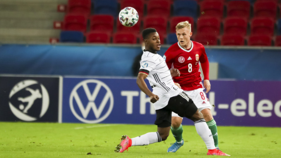 Plucky U21s sunk by Germany