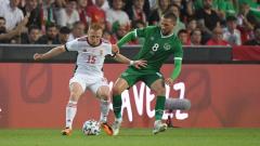 Ireland hold Hungary to goalless draw 