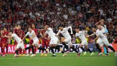 Sevilla win record fifth Europa League title in Budapest