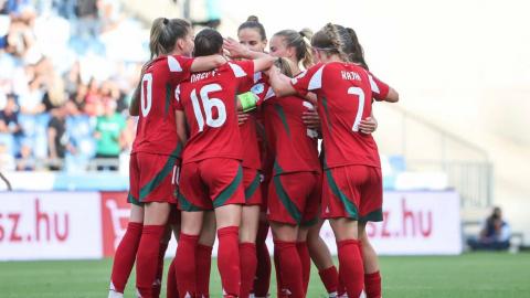 Szarvas announces squad for Women's Euro play-off tie versus Scotland