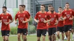 Rossi's squad gathers in Telki