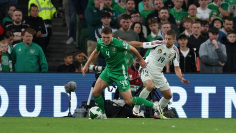 Ten-man Hungary hold on for draw in Dublin