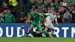 Ten-man Hungary hold on for draw in Dublin